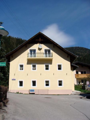 Отель Zirnberg Appartements, Флаттах